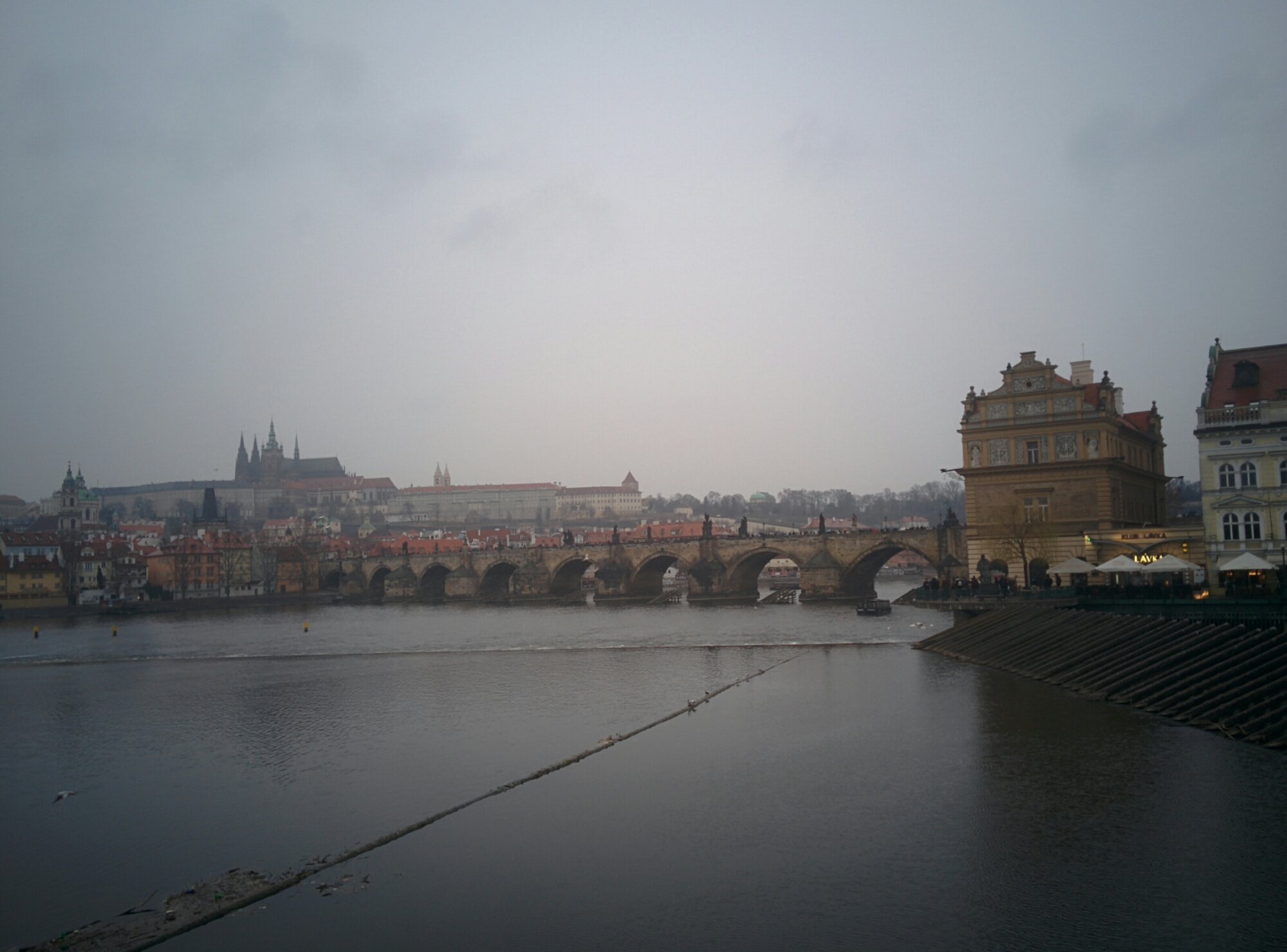 wp-1458931467228 Karlsbrücke und Moldau